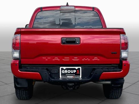 Used 2023 Toyota Tacoma TRD Off-Road w/ Technology Package AWD/4WD image 5