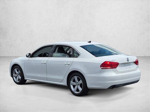 Used 2013 Volkswagen Passat 2.5 SE FWD image 7