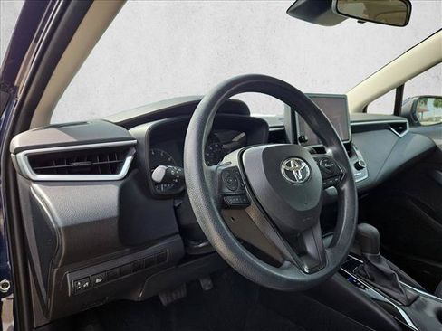 Used 2024 Toyota Corolla LE FWD image 9