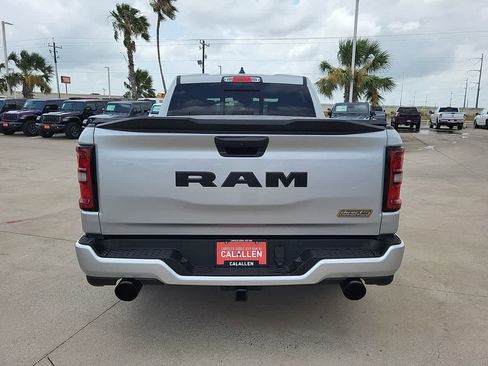 New 2026 RAM 1500 Big Horn AWD/4WD image 13