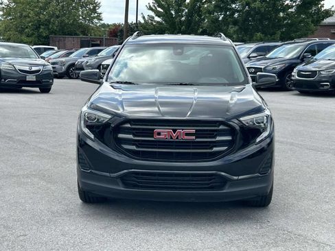 Used 2020 GMC Terrain SLE w/ Driver Convenience Package FWD image 2
