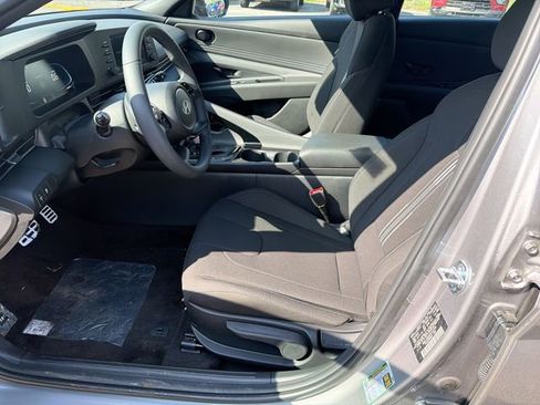 New 2026 Hyundai Elantra SEL Sport Premium FWD image 15