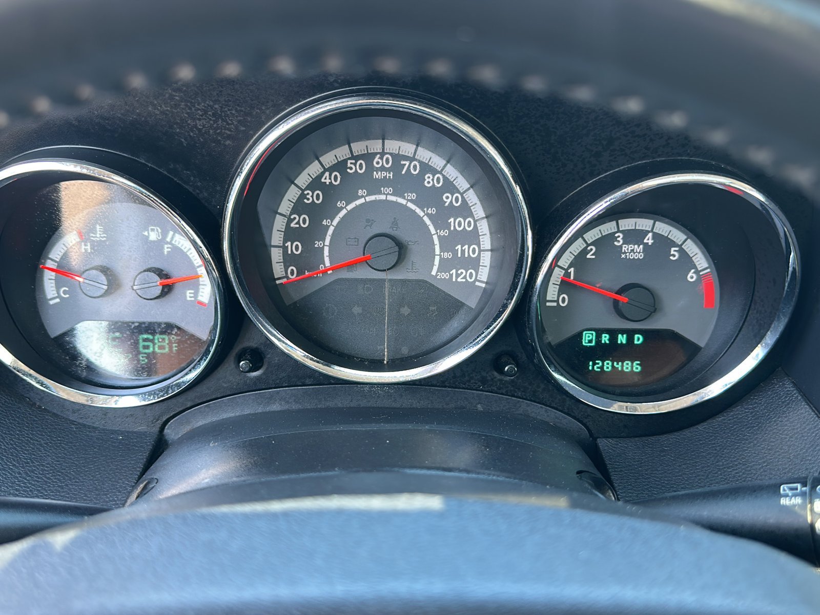 Used 2011 Dodge Caliber Uptown w/ Driver Convenience Group FWD image 16