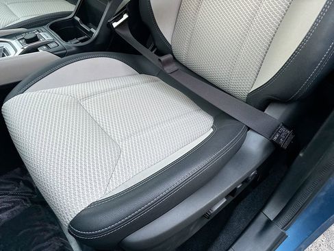 Used 2023 Subaru Forester Premium image 18