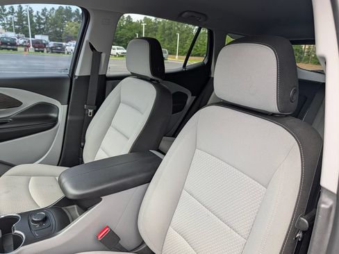 Used 2024 GMC Terrain SLE w/ Fleet Convenience Package FWD image 20