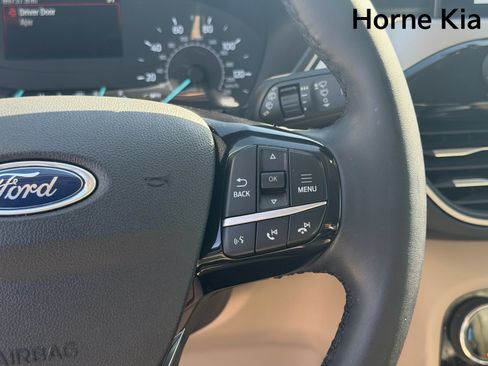 Used 2022 Ford Escape SEL FWD image 13