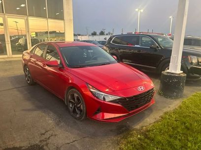 Used 2023 Hyundai Elantra SEL w/ Convenience Package