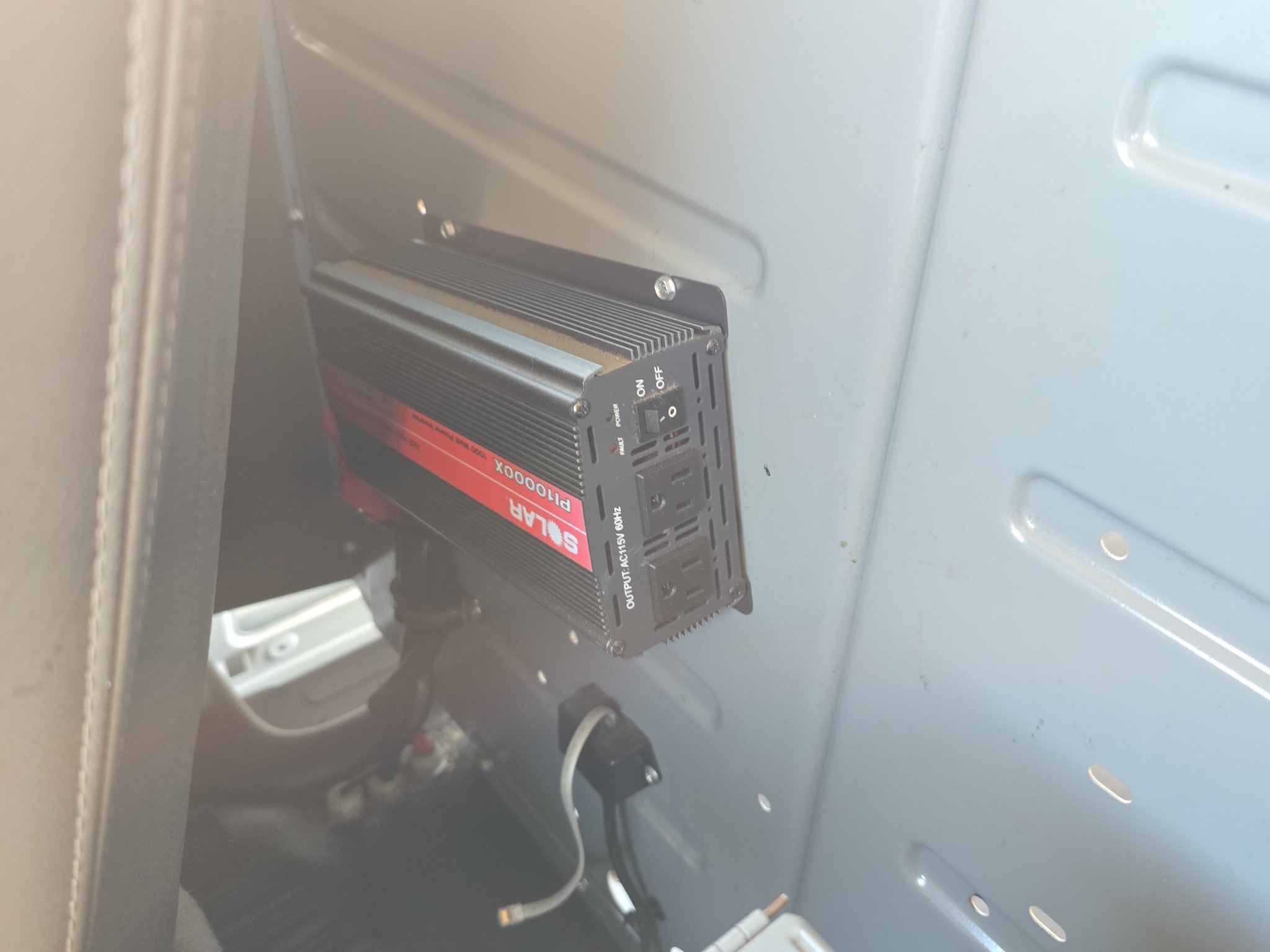 Used 2017 Chevrolet Express 2500 RWD image 27