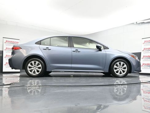 Used 2023 Toyota Corolla LE image 41