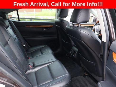 Used 2013 Lexus ES 300h w/ Luxury Pkg FWD image 12