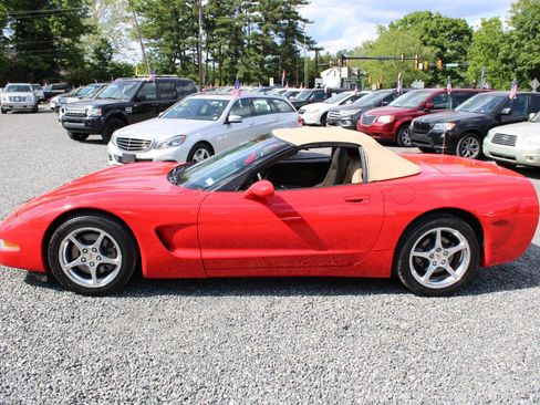 Used 2001 Chevrolet Corvette Convertible w/ Preferred Equipment Group2 RWD image 18