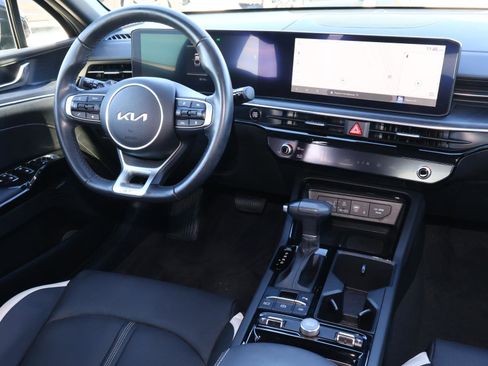 Used 2025 Kia K5 GT-Line w/ GT-Line Premium Package image 10