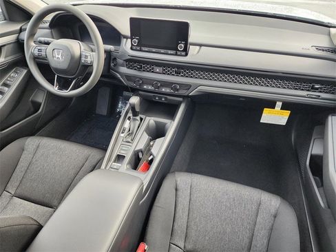 Used 2025 Honda Accord LX image 18