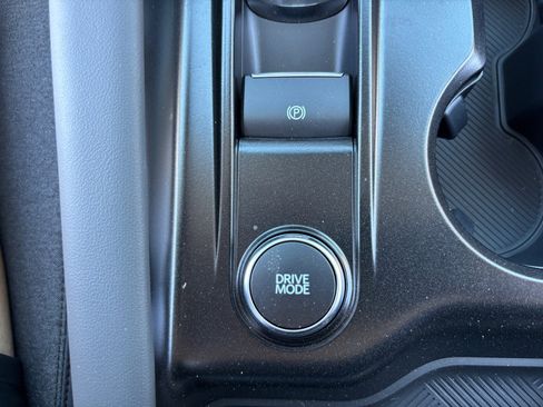 New 2026 Ford Explorer Active image 29