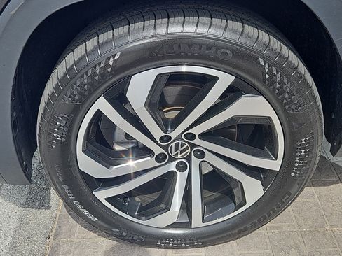 Certified 2023 Volkswagen Atlas Cross Sport SEL AWD/4WD image 5