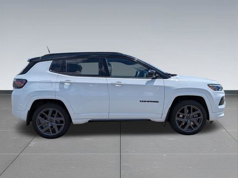 Used 2025 Jeep Compass Limited w/ High Altitude Package AWD/4WD image 6
