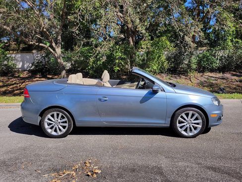 Used 2015 Volkswagen Eos Komfort image 8