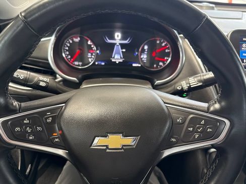 Used 2024 Chevrolet Malibu LT FWD image 19