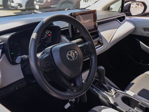 Used 2023 Toyota Corolla LE w/ Carpet Mat Package (TMS) FWD image 14