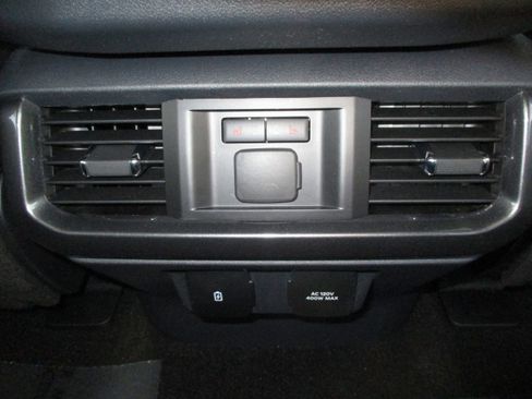 Used 2023 Ford F150 Lariat w/ Equipment Group 502A High image 53