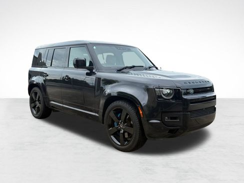 Used 2022 Land Rover Defender 110 V8 AWD/4WD image 7