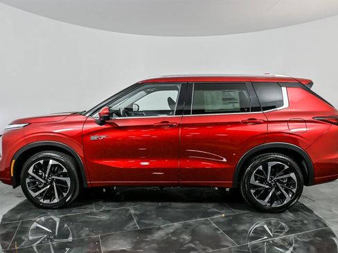 New 2025 Mitsubishi Outlander SEL image 6
