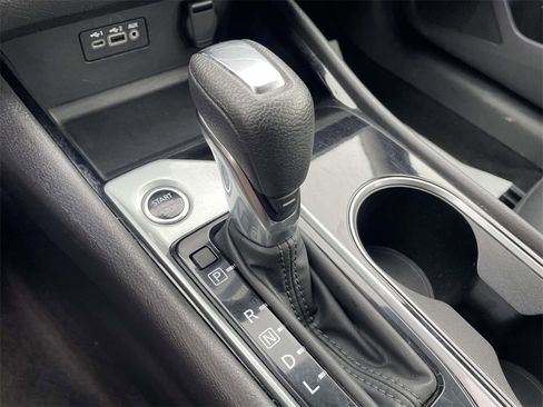 Used 2024 Nissan Altima 2.5 SV image 26