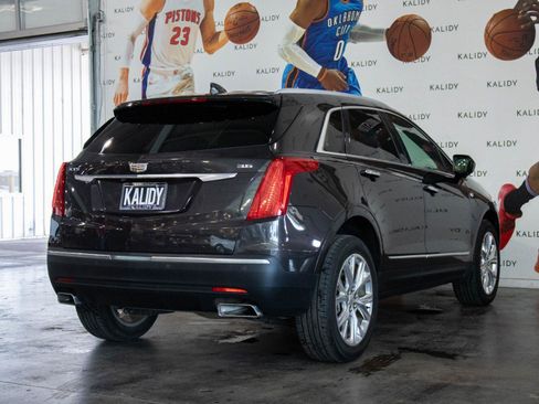 Used 2018 Cadillac XT5 Luxury w/ Driver Awareness Package FWD image 27
