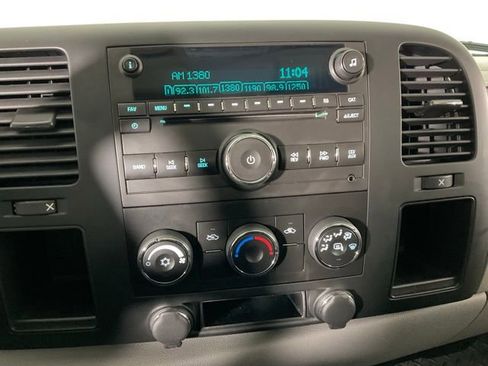 Used 2009 GMC Sierra 1500 W/T w/ SL Package image 11