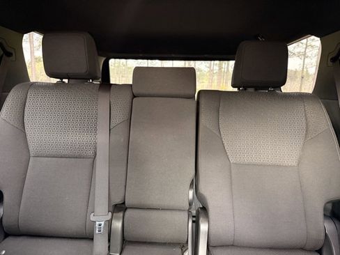 Used 2025 Toyota 4Runner SR5 image 30