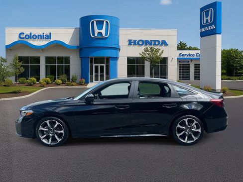 Used 2025 Honda Civic Sport Touring image 3