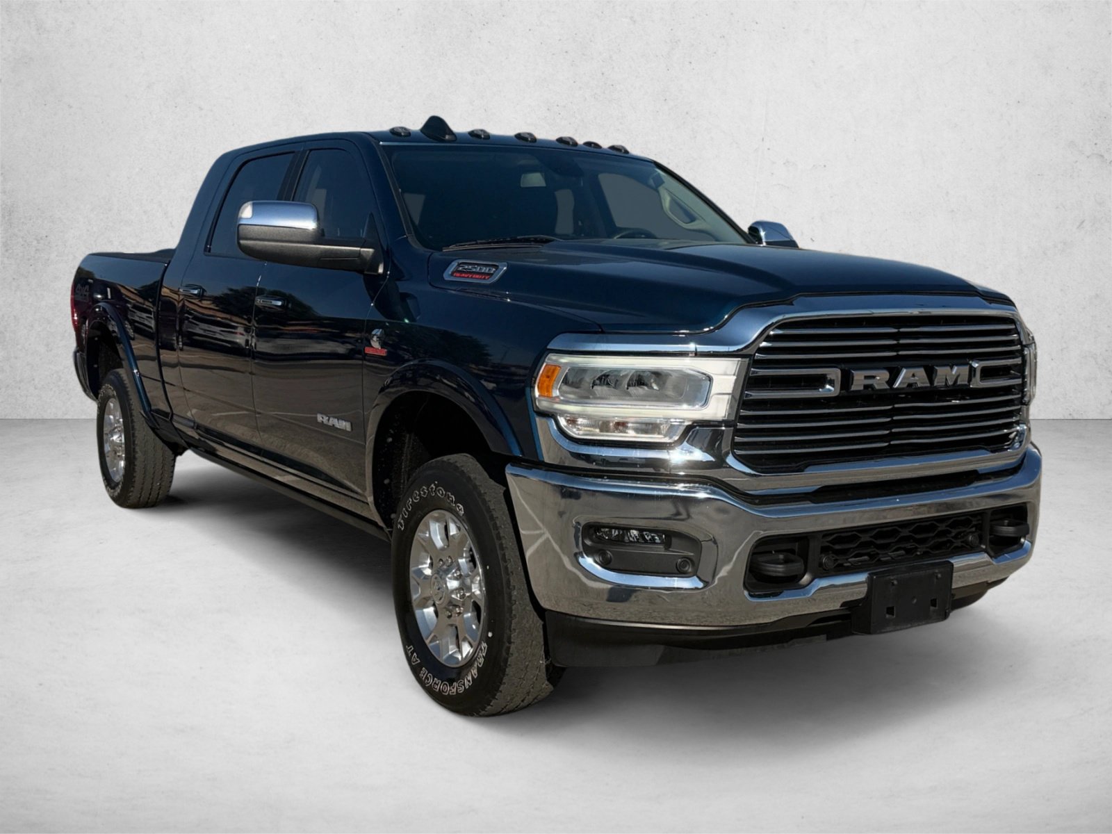 Used 2022 RAM 2500 Laramie AWD/4WD image 3