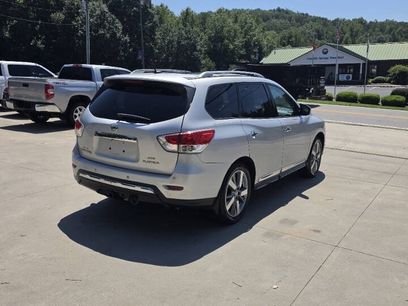 Used 2015 Nissan Pathfinder Platinum w/ Cargo Package