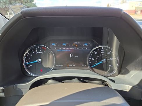 Used 2021 Ford Expedition XLT image 16