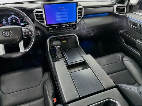 Used 2023 Toyota Sequoia Platinum image 25