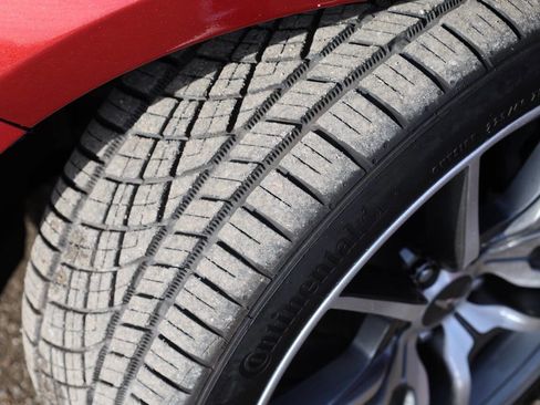 Used 2020 Genesis G70 2.0T w/ Prestige Package image 25