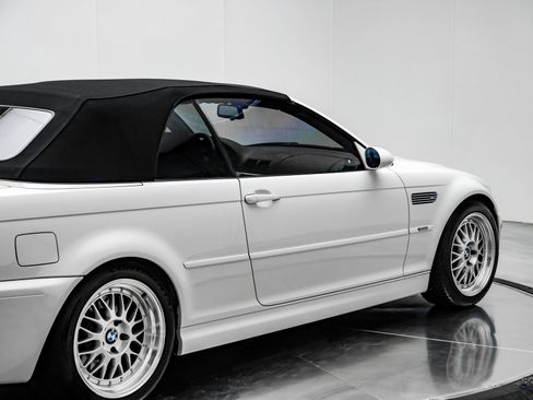 Used 2006 BMW M3 Convertible image 23
