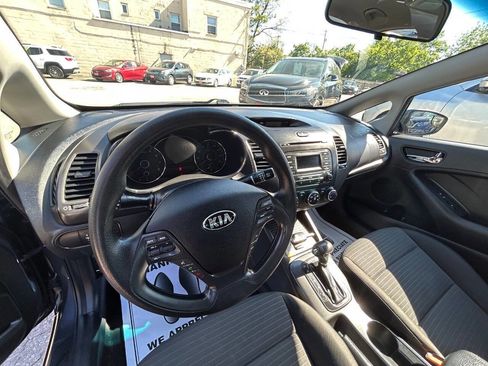 Used 2015 Kia Forte LX w/ Popular Package FWD image 5