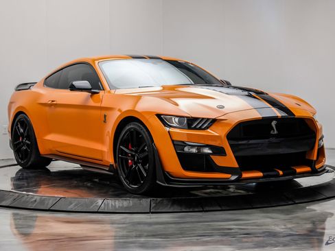 Used 2021 Ford Mustang Shelby GT500 w/ Technology Package image 23