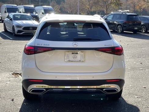 New 2026 Mercedes-Benz GLC 300 4MATIC image 7