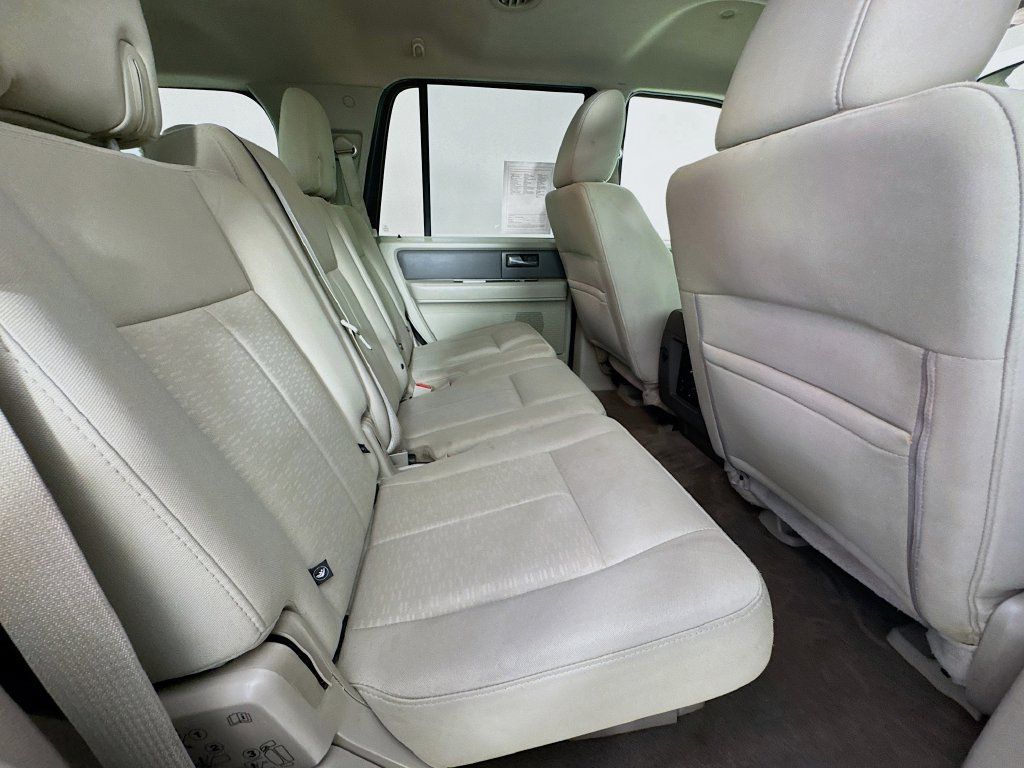 Used 2013 Ford Expedition XLT w/ HD Trailer Tow Pkg RWD image 32