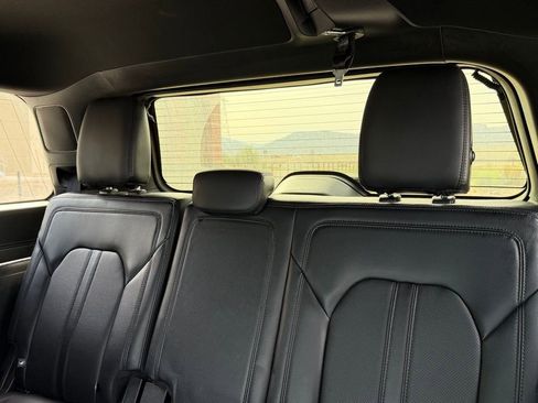 Used 2019 Ford Expedition Limited w/ Equipment Group 302A image 7