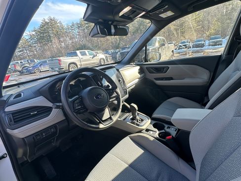 Used 2025 Subaru Forester Premium image 18
