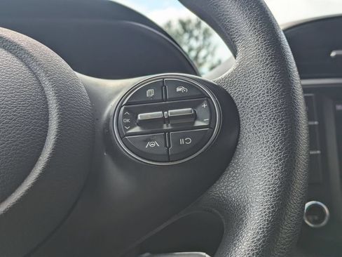 Used 2024 Kia Soul LX w/ Option Group 015 FWD image 23