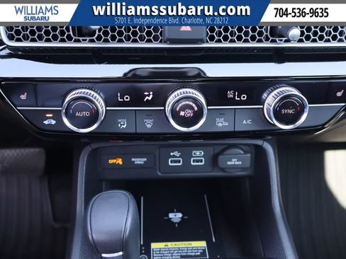 Used 2024 Honda Civic Touring image 30