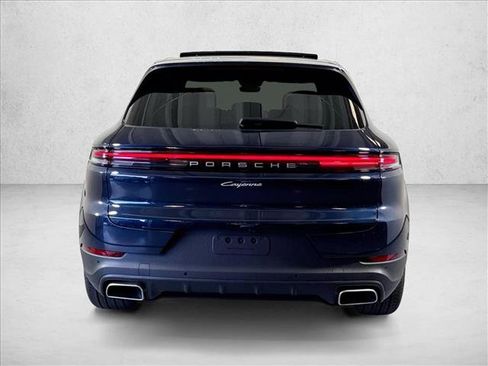 Used 2026 Porsche Cayenne AWD/4WD image 10