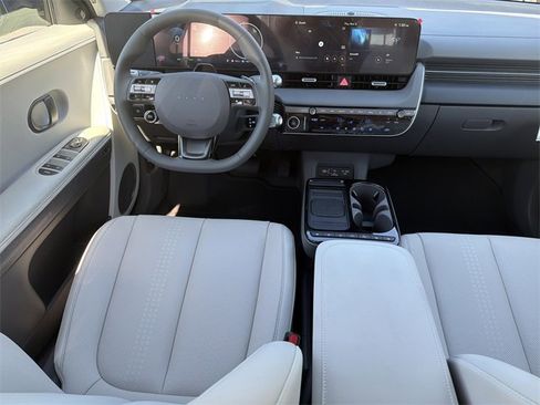New 2026 Hyundai Ioniq 5 Limited image 22