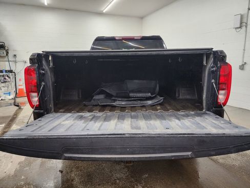 Used 2019 GMC Sierra 1500 SLE w/ SLE Value Package image 30