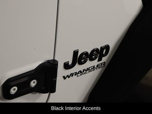 Used 2022 Jeep Wrangler Unlimited Sport image 37