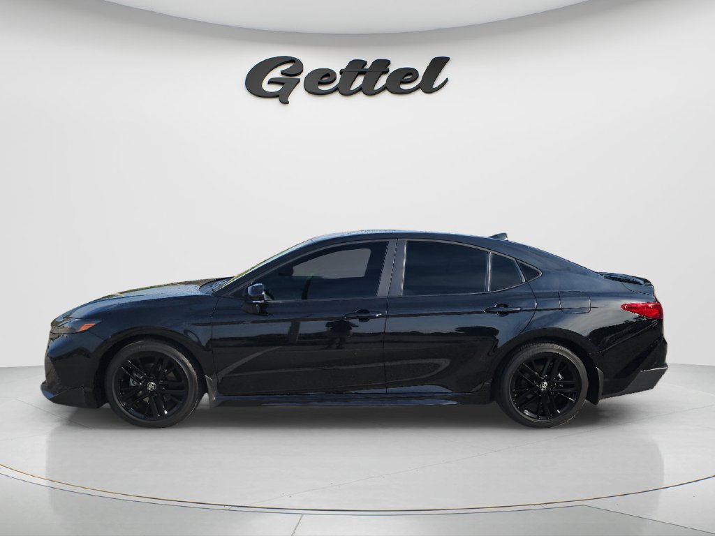 Used 2026 Toyota Camry SE FWD image 8